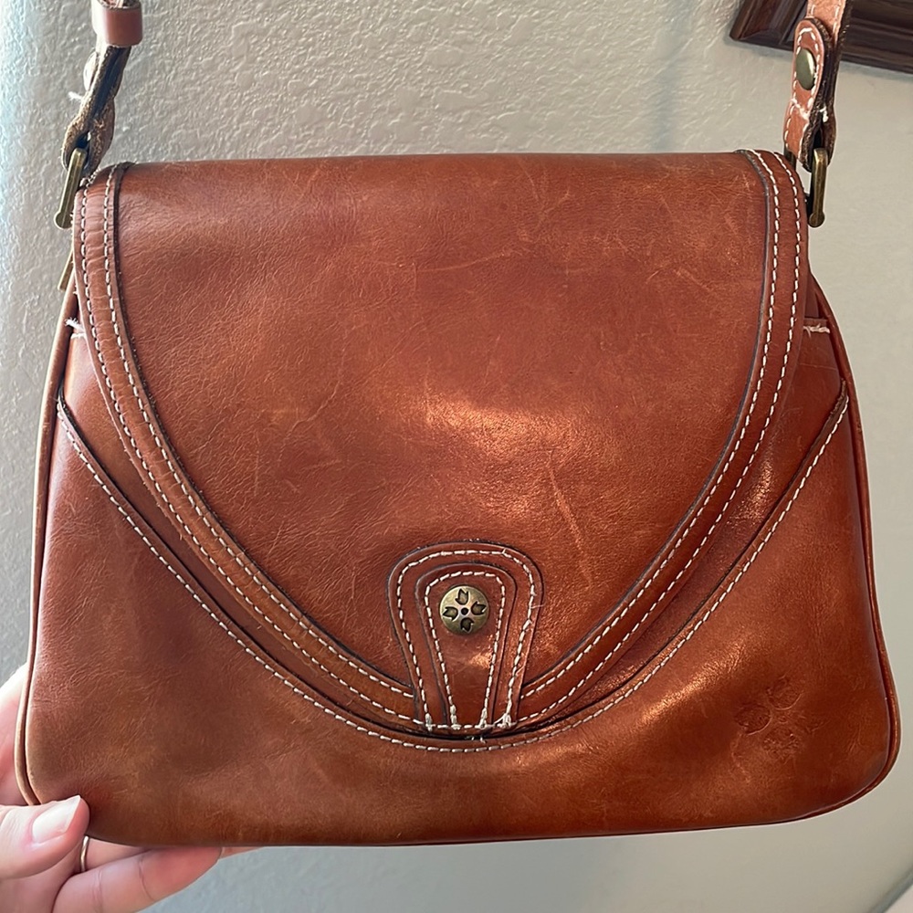 Vintage Patricia Nash leather crossbody